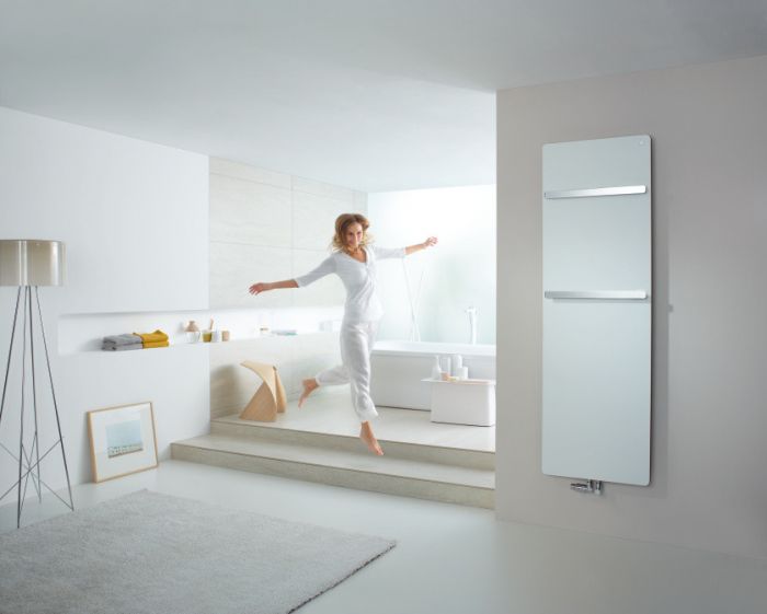 Grzejnik dekoracyjny Vitalo Bar VIP-125-040 1250 x 400 x 115 mm 465 W przyłącze S034 RAL 9016 traffic white