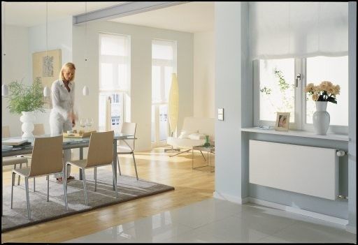Grzejnik płytowy modernizacyjny therm-x2 Profil-K typ 22 2890 W 554 x 2300 x 100 mm RAL 9016 biały przyłącze boczne | FK022D523