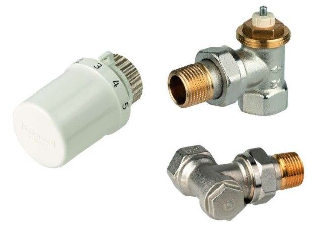 Zestaw grzejnikowy kątowy do grzejników bocznozasilanych HONEYWELL 1/2" zawiera: głowicę termostatyczną Thera-6 (T3019W0) + zawór termostatyczny, kątowy, wkładka SX, 1/2" V2000ESX15 + zawór powrotny, kątowy, 1/2" V2420E0015 | VTL3000ES15