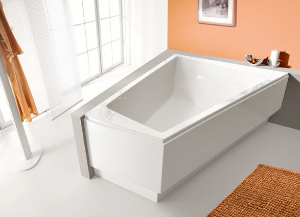 Space Line WTP/SPACE 140x180+SP wanna akrylowa trapezowy strona prawa 1800 x 1400 mm biała EW z systemem wodnym AQC2 ze stelażem SP
