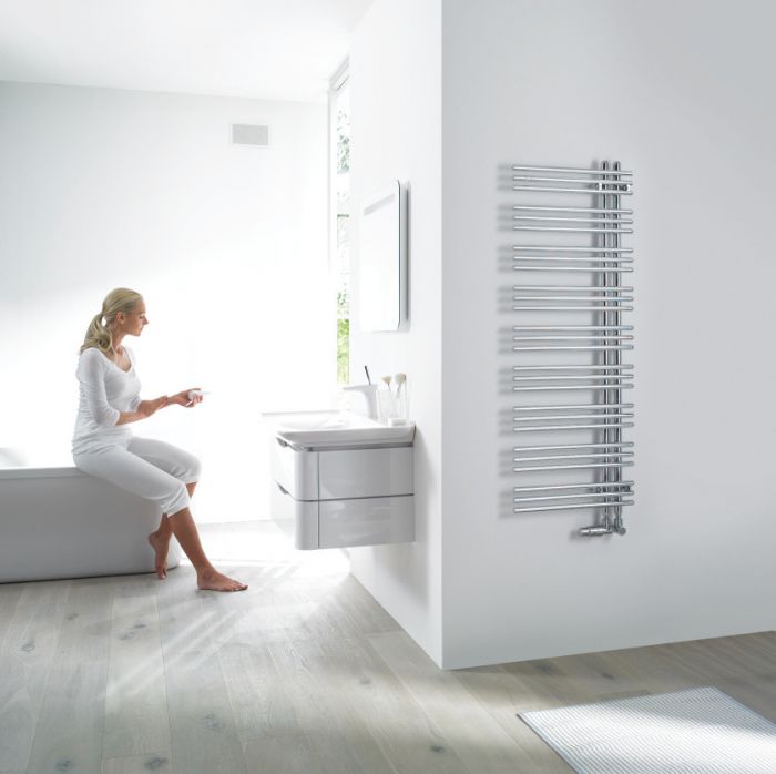Grzejnik łazienkowy Yucca Asym YA-090-050 351 W 872x  478 x 82 mm RAL 9016 traffic white przyłącze S011  | YA090050RAL9016