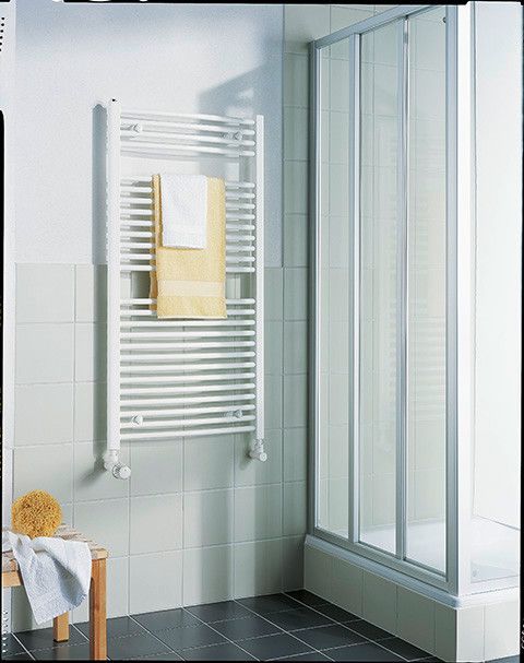 Grzejnik łazienkowy wygięty B20-R 405 W 764x 590 x 55 mm RAL 9016 biały przyłącze dolne | LR0100800602XXK