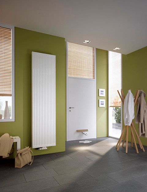 Grzejnik płytowy Verteo Profil typ 22 2166 W 2400 x 600 x 100 mm RAL 9016 biały przyłącze dolne 50 mm środkowe  | FSN222400601X3K