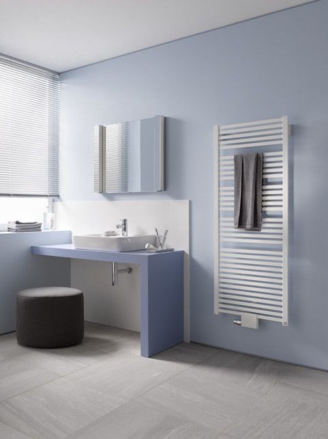 Grzejnik łazienkowy Geneo Quadris 278 W 447 x 814 x 32 mm RAL 9016 biały | GQN1M0800452XXK