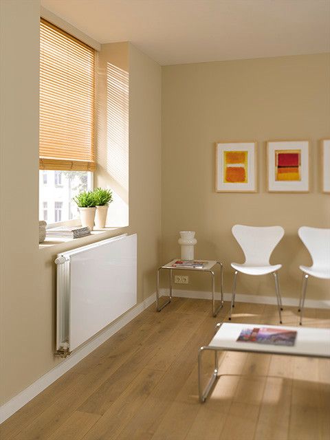 Grzejnik płytowy higieniczny therm-x2 Plan-Vplus typ 10 840 W 905 x 1405 x 63 mm RAL 9016 biały przyłącze dolne 50 mm środkowe, głowica z lewej strony | PTP100901401L1K