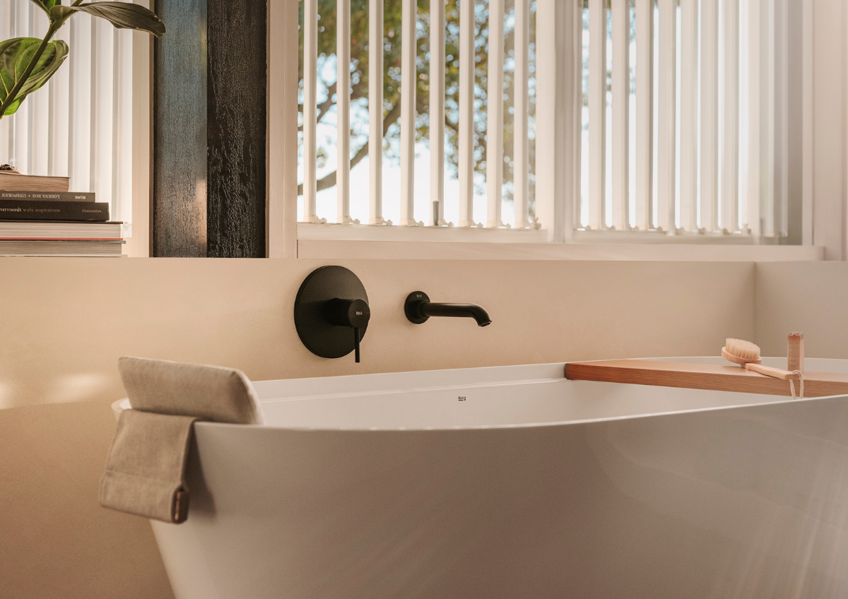 Bateria w wannie czy na ścianie?    